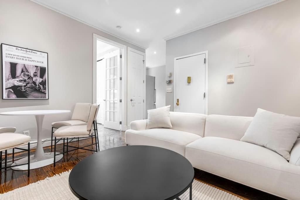 Gorgeous & Bright 3Bdr & 1Bth In Midtown Manhattan New York City Exterior photo